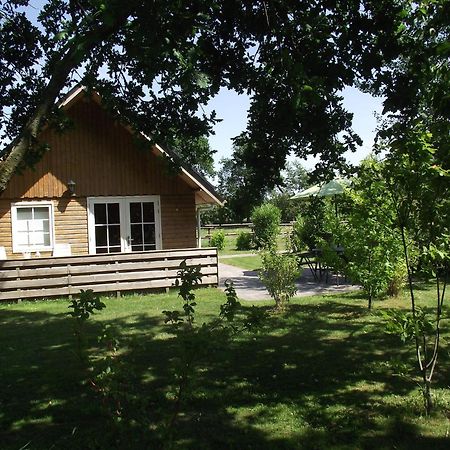 Vakantiehuisjes Landgoed Sonneborghe Kollumerzwaag ภายนอก รูปภาพ
