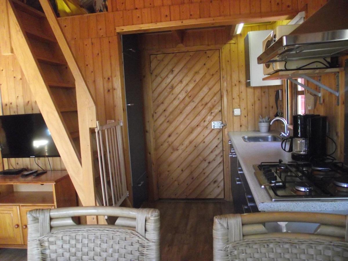Vakantiehuisjes Landgoed Sonneborghe Kollumerzwaag ภายนอก รูปภาพ