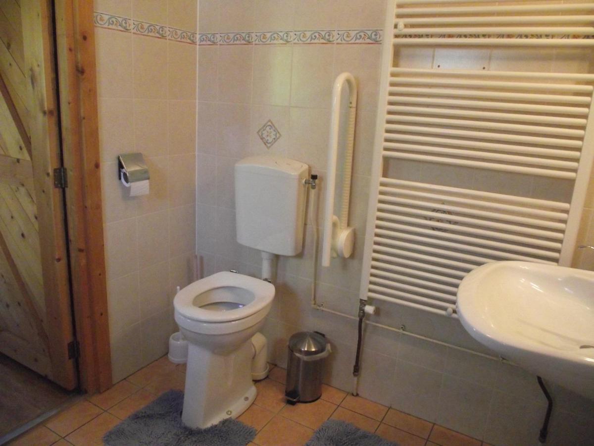 Vakantiehuisjes Landgoed Sonneborghe Kollumerzwaag ภายนอก รูปภาพ