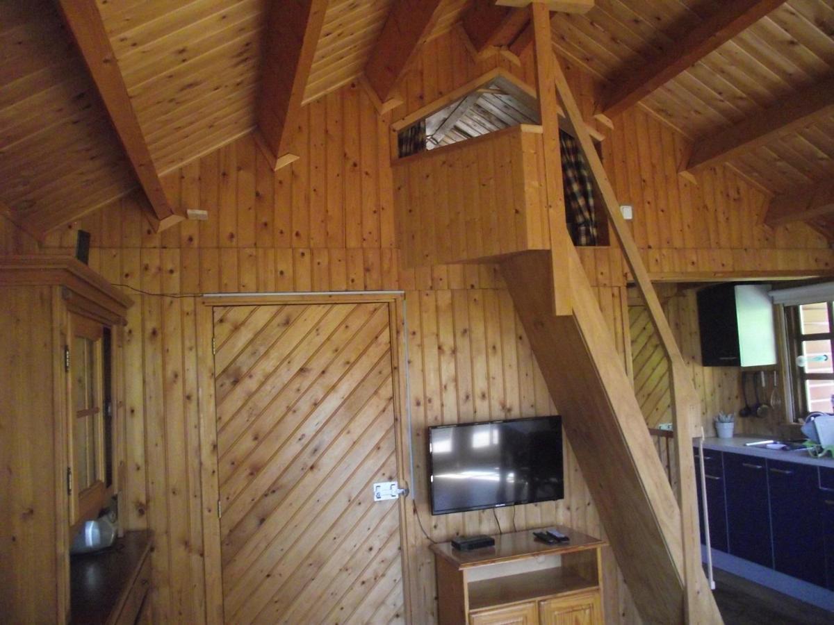 Vakantiehuisjes Landgoed Sonneborghe Kollumerzwaag ภายนอก รูปภาพ