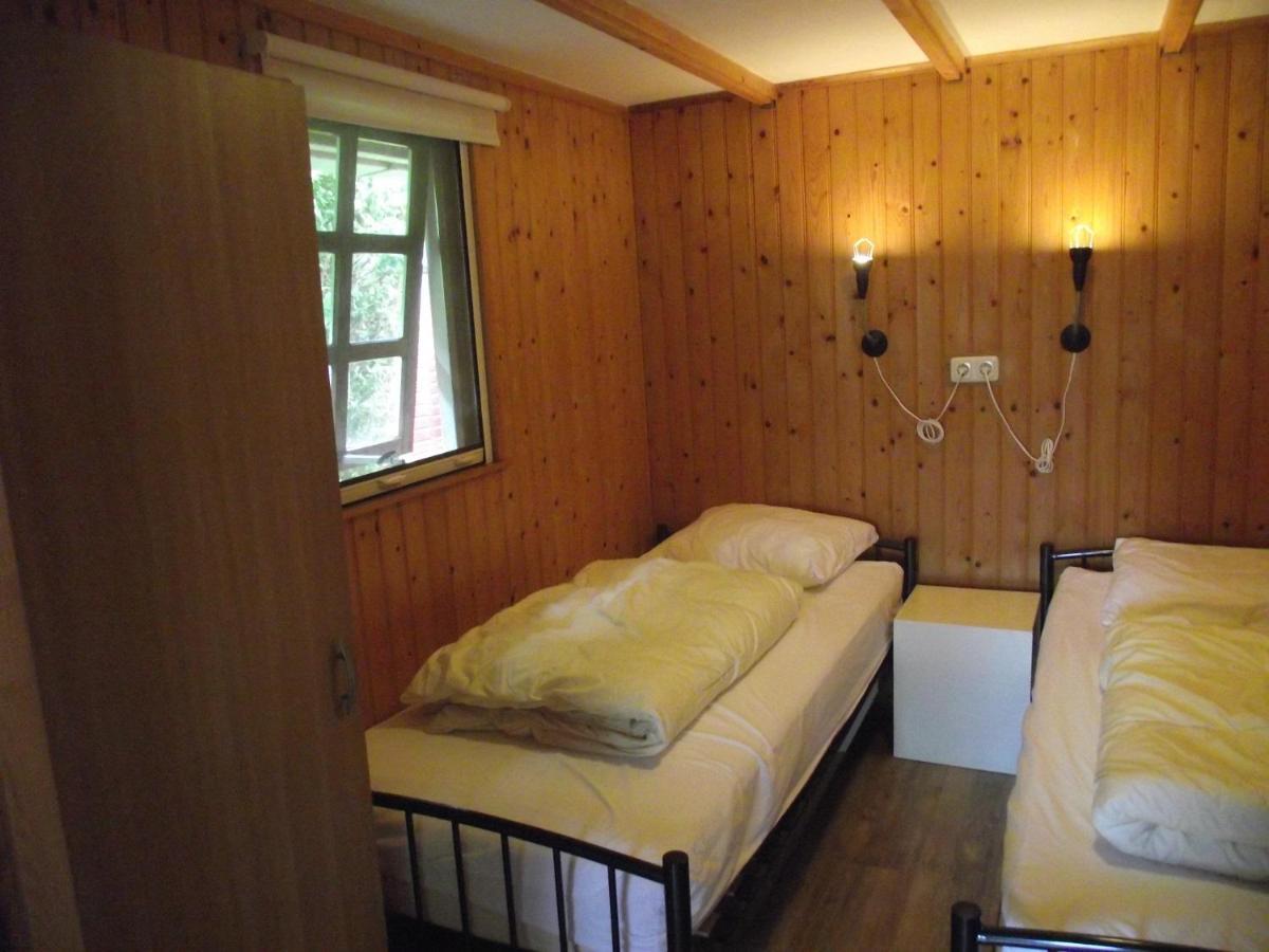 Vakantiehuisjes Landgoed Sonneborghe Kollumerzwaag ภายนอก รูปภาพ