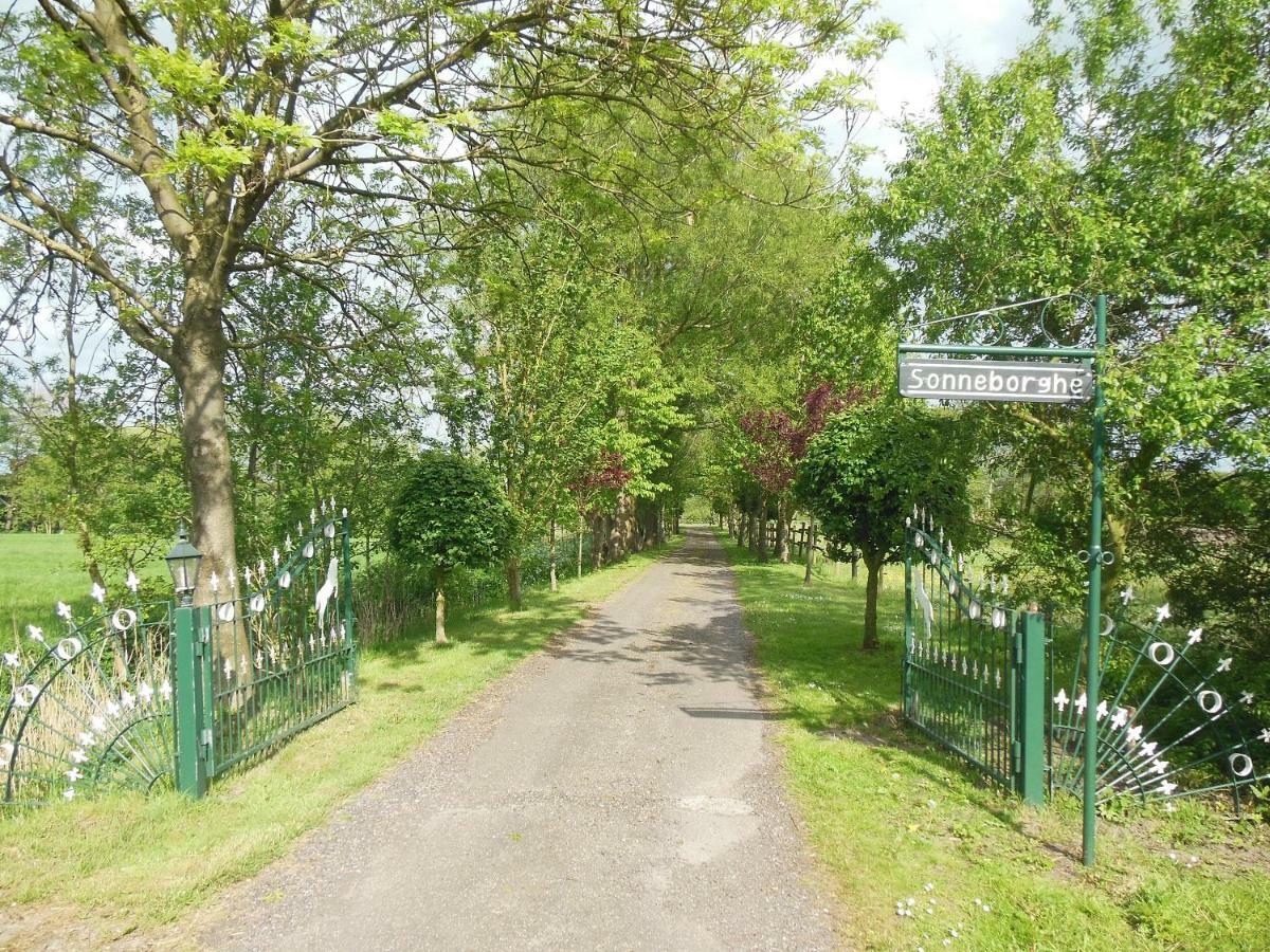 Vakantiehuisjes Landgoed Sonneborghe Kollumerzwaag ภายนอก รูปภาพ