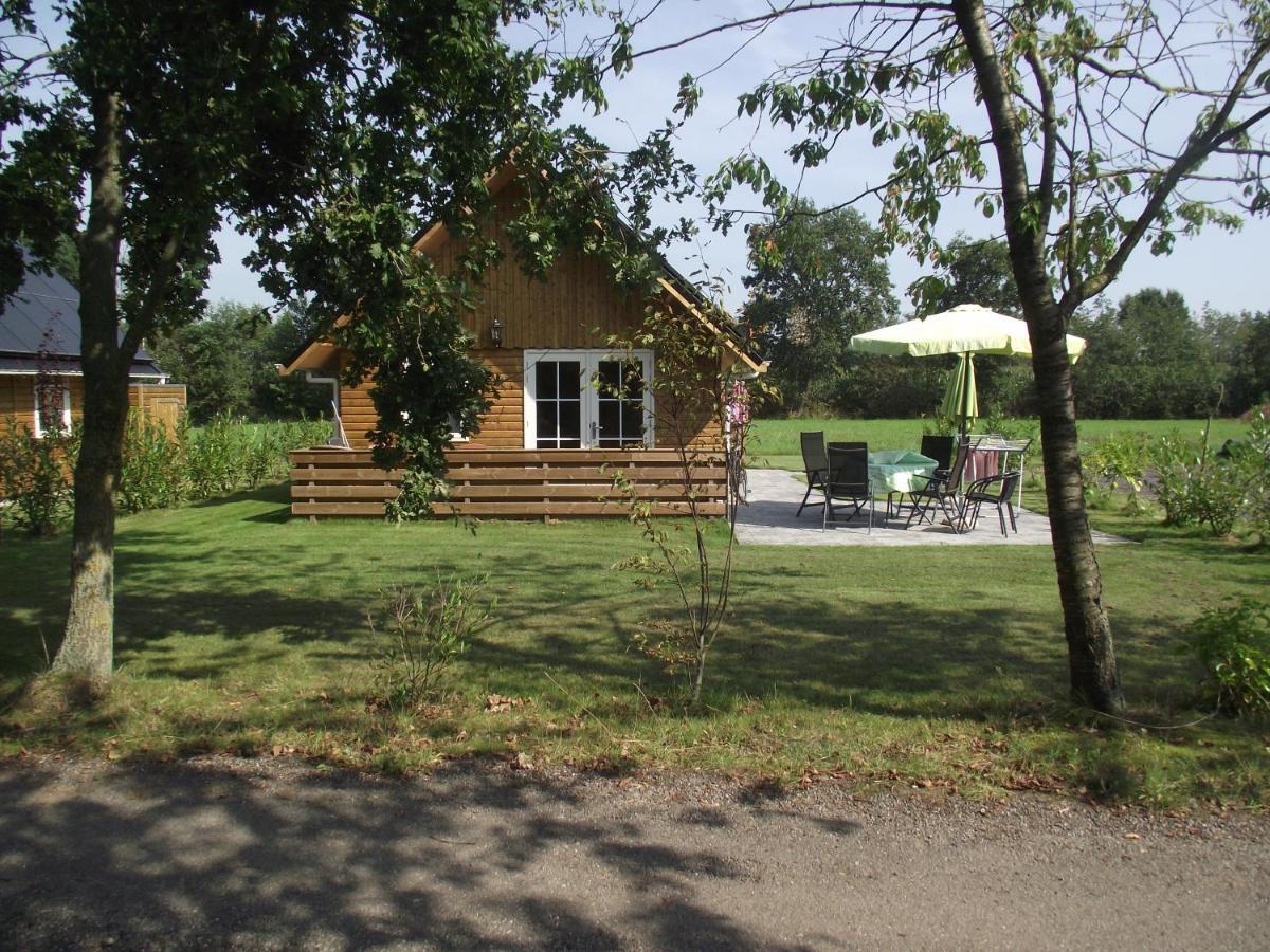 Vakantiehuisjes Landgoed Sonneborghe Kollumerzwaag ภายนอก รูปภาพ