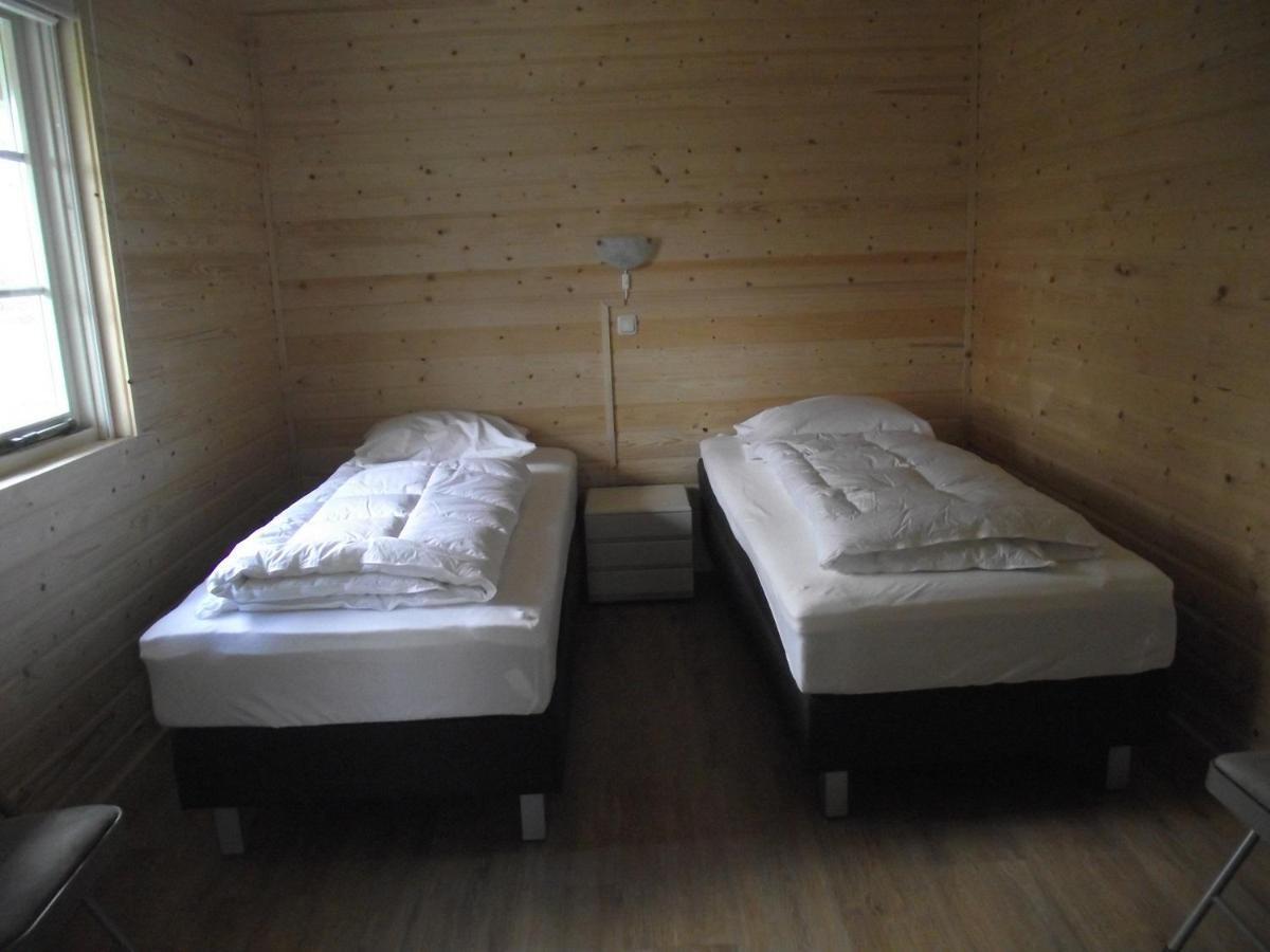 Vakantiehuisjes Landgoed Sonneborghe Kollumerzwaag ภายนอก รูปภาพ